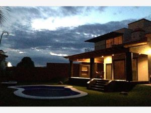 Casa en Venta en Burgos Temixco