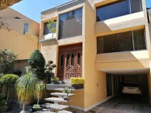 Casa en Venta en Parques de la Herradura Huixquilucan