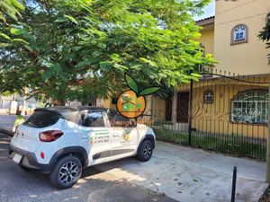 Casa en Venta en Colinas de la Normal Guadalajara