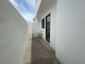 Casa en Venta en Querétaro en El Mirador en Calle Abierta