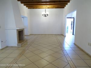 Vendo casa estilo colonial en Juriquilla