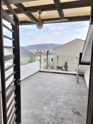 Casa en venta las Lomas sector Sur