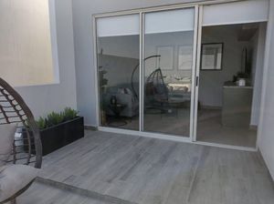 Estrena Casa con Terraza en Cumbres, Zona en Constante Desarrollo!