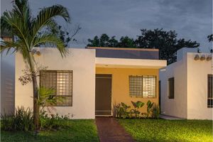 Casa nueva en el fraccionamiento Los Héroes (Mod. Uxmal)