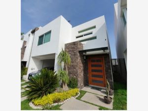 Casa en Venta en Lomas de Angelópolis II San Andrés Cholula