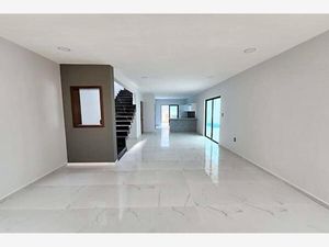 Casa en Venta en Lomas del Sol Alvarado