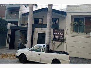 Casa en Venta en Providencia Guadalajara