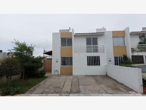 Casa en Venta en Hacienda las Palomas Zapopan