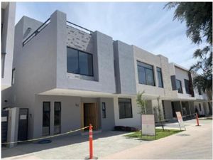 Casa en Venta en Bosques Vallarta Zapopan