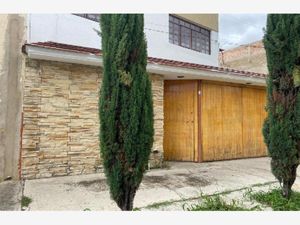 Casa en Venta en Quinta Velarde Guadalajara