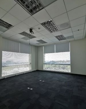 Oficina Renta Arcos Bosques 553 m2 Piso 15