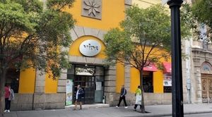 CENTRO HISTÓRICO EN VENTA LOCAL COMERCIAL Y ESTACIONAMIENTO RENTADO A VIPS