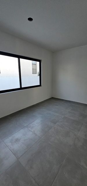 CASA EN VENTA EN ZIBATA, QUERÉTARO