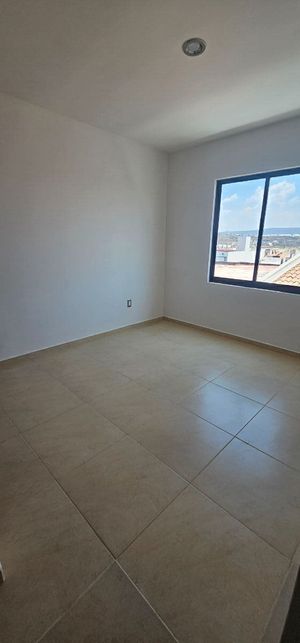 CASA EN VENTA EN EL FRACCIONAMIENTO EL MIRADOR, QUERÉTARO