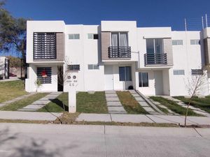 Casa en Venta en Jardines de Los Naranjos León