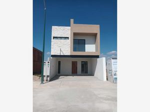 Casa en Venta en Punta Diamante Residencial Soledad de Graciano Sánchez