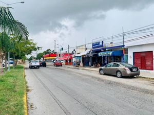 Propiedad Comercial en Venta Sobre Avenida Transitada en Playa del Carmen