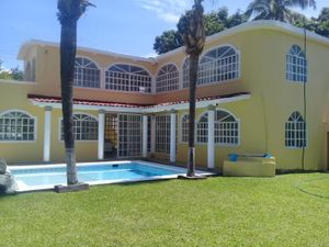 Casa en Venta en Azteca Temixco