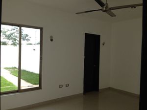 Renta Casa colonia Nuevo Yucatan $19,999