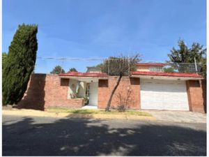 Casa en Venta en La Virgen Metepec