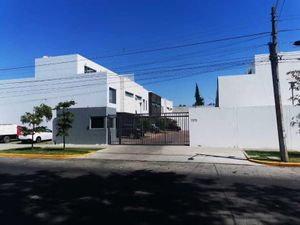 Casa en Venta en Bosques de La Victoria Guadalajara