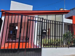 Casa en Venta en Las Aguilas Zapopan