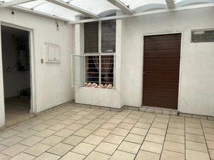 Casa en Venta en Colinas de las Aguilas Zapopan