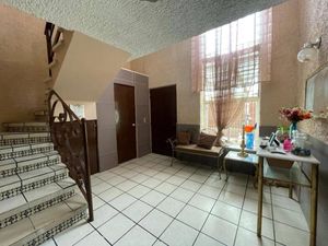 Casa en Venta en Colinas de las Aguilas Zapopan