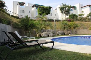 Casa en venta en Tequesquitengo, Jojutla, Morelos.