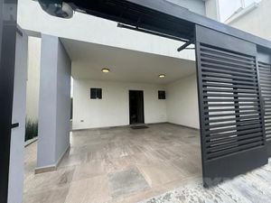 CASA EN VENTA EN APODACA N.L.