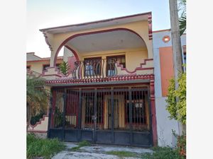 Casa en Venta en Conjunto Habitacional Presidentes 2 Comalcalco