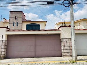 Casa en Renta en San Jeronimo Chicahualco Metepec