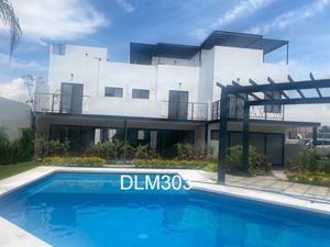 Casa en Venta en Colinas de Santa Fe Xochitepec