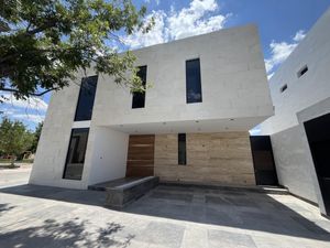 Casa en Venta en Real del Nogalar Torreón