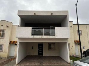 Casa en Renta en Puerta Real Torreón