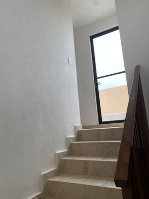 Venta de casa en Fraccionamiento Hacienda Valbuena, León Guanajuato