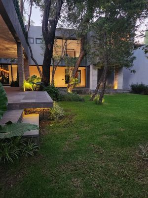 Espectacular casa para estrenar en Lluvia, Jardines del Pedregal.