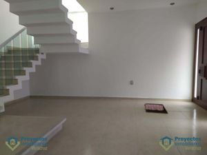 Casa en Venta en Las Lomas Residencial Alvarado