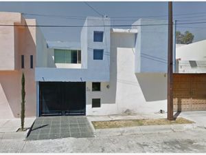 Casa en Venta en Lomas Cuarta Sección San Luis Potosí