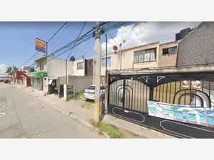 Casa en Venta en San Pablo de las Salinas Tultitlán