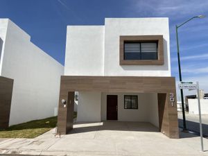 Casa en Venta en Puerta de Hierro Torreón