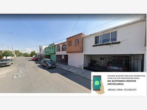 Casa en venta en FILEMON GARZA S/N, Las Margaritas, Torreón, Coahuila de  Zaragoza, 27130.