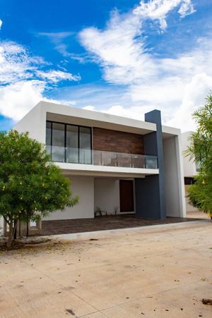 CASA EN VENTA UBICADA EN ZENTURA RESIDENCIAL , CHOLUL.