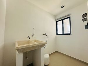 CASA EN VENTA UBICADA EN CANARIA CONKAL, MERIDA.