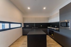 CASA EN VENTA MÉRIDA, PRIVADA TAMARA, EQUIPADA E INTELIGENTE, 4 HABITACIONES