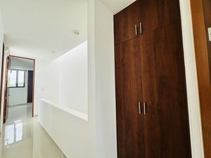 CASA EN VENTA EN MÉRIDA, SANTA GERTRUDIS COPÓ, PRIV TRINUM, ENTREGA INMEDIATA