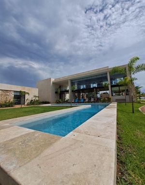 CASA EN VENTA, AIRE PURO RESIDENCIAL, DOS PLANTAS Y ALBERCA