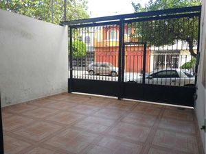 Casa en Venta en Insurgentes 1a Secc Guadalajara