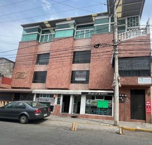 RENTO OFICINAS EN EDIFICIO CON EXCELENTE UBICACIÓN EN METEPEC, A UN COSTADO DE C