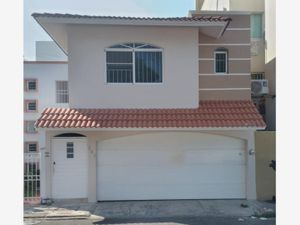 Casa en Venta en Jardines de Mocambo Boca del Río